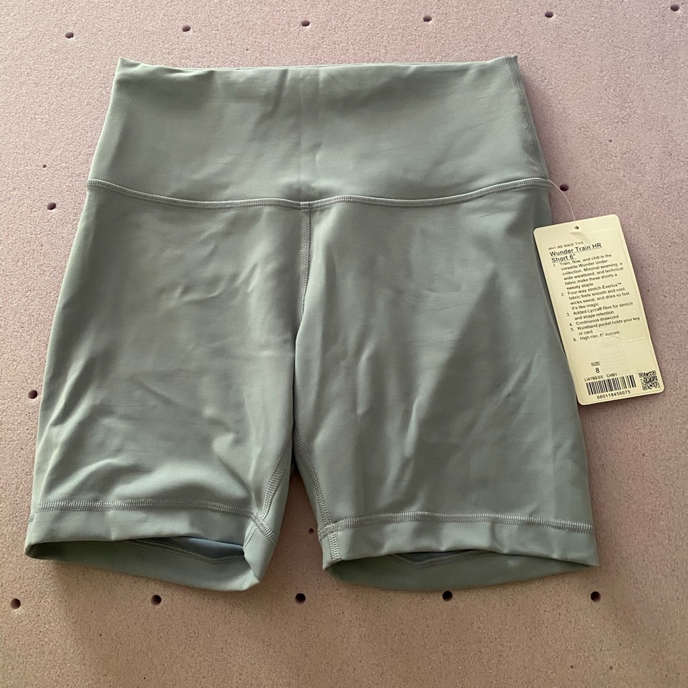 lululemon Wunder trains